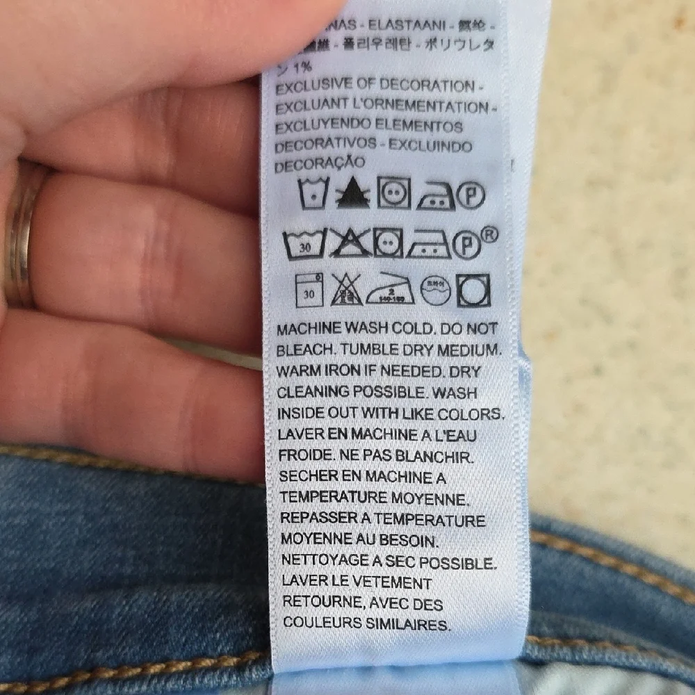 Levi's Size 31x30 311 Shaping Mid-Rise Smoothing Tummy Panel Skinny Jeans NEW - Picture 13 of 14
